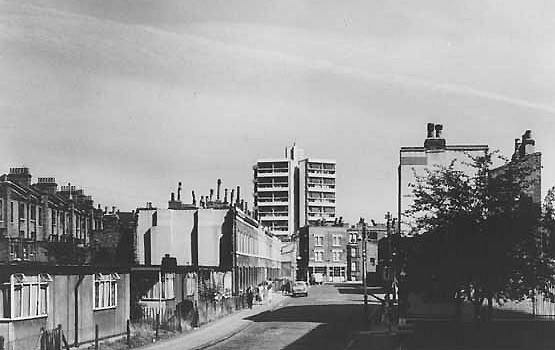 Keeling House (1998) Uploaded by Tim Noakes 0