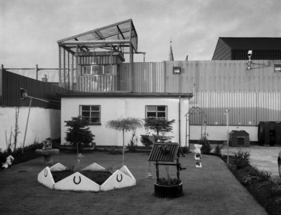 Jonathan Olley RUC police station &amp; private garde 0