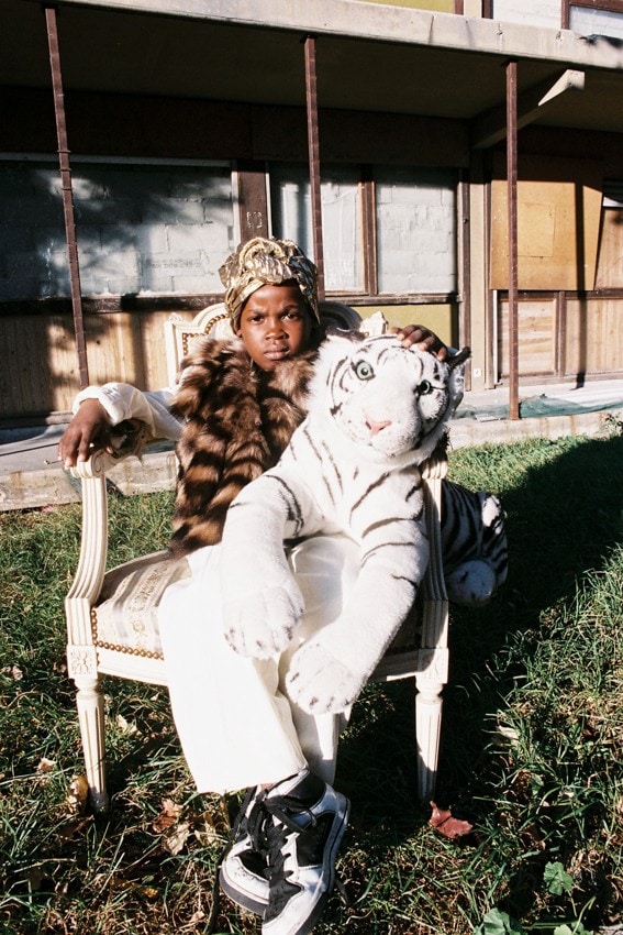 Le prince du Qatar, Steven, 9 ans, Cit&#233; de la Fo