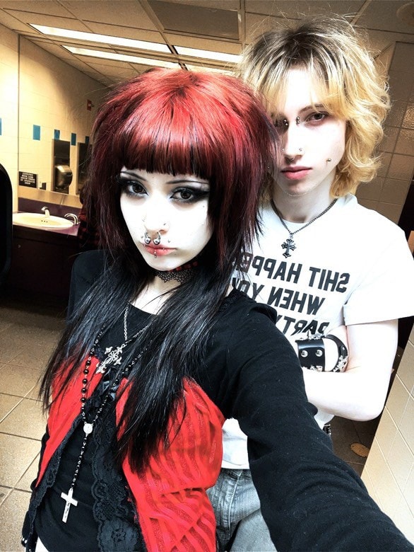 42DB0A19-A7CF-4DE8-8471-AC40D7EE57E7 0