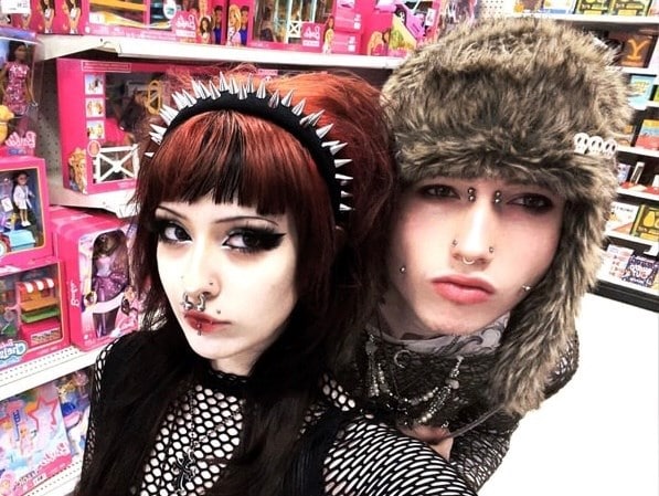 A6D42EA5-EC67-40EE-B0F5-048D8CAC9743