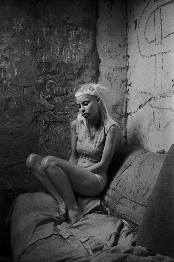 Yo-Landi has a lekker time with her pet rats 12