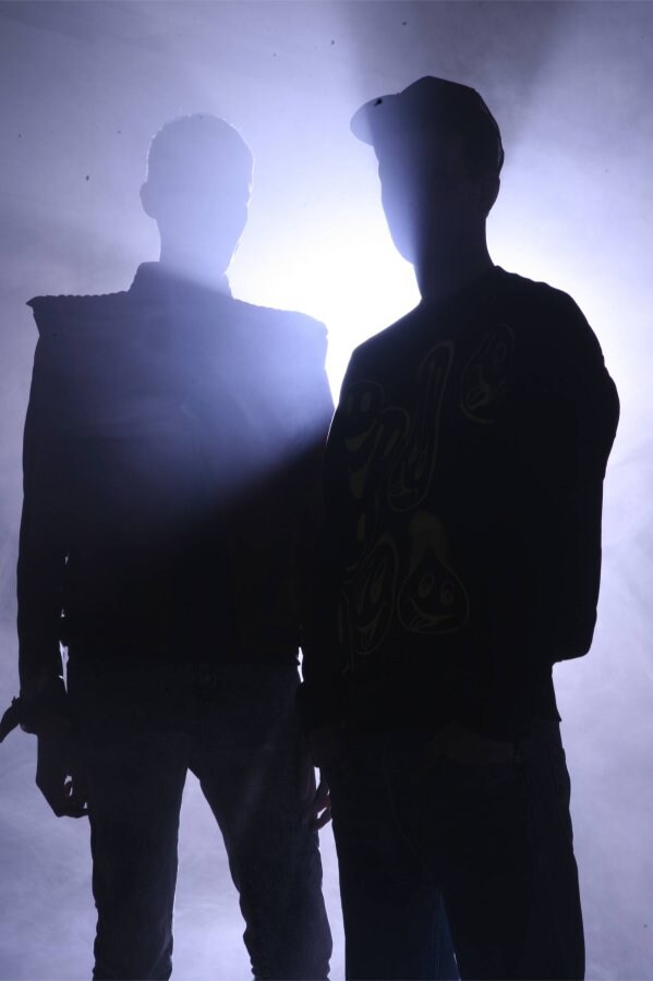 Photography by Pierre Debusschere and Dominique Pa 0