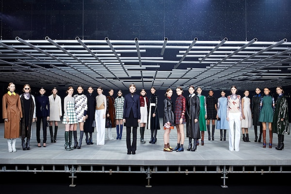 トップス RAF SIMONS TIME MACHINES FOR EVERYBODY Raf Simons on Dior Pre-AW14 in Tokyo | Dazed
