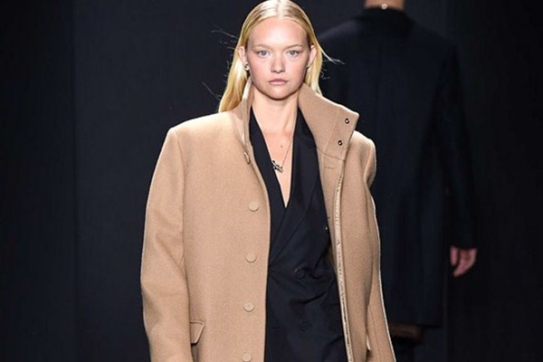 Gemma Ward makes surprise appearance at Milan menswear show Menswear ...