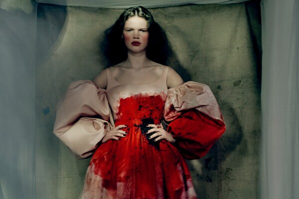 A look from Alexander McQueen's Spring 2024 Collection
