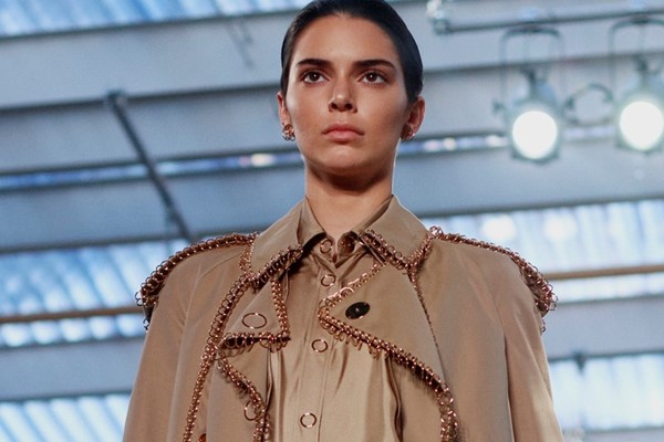 Everything you need to know about Riccardo Tisci’s first Burberry show ...