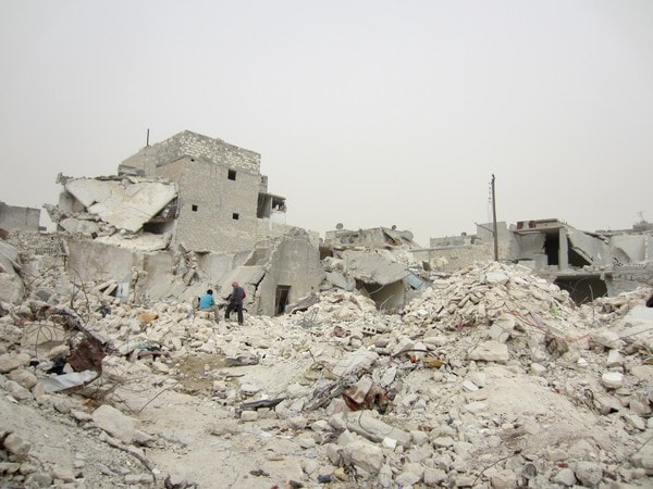 171395_Rubble_after_missile_strike_50_killed