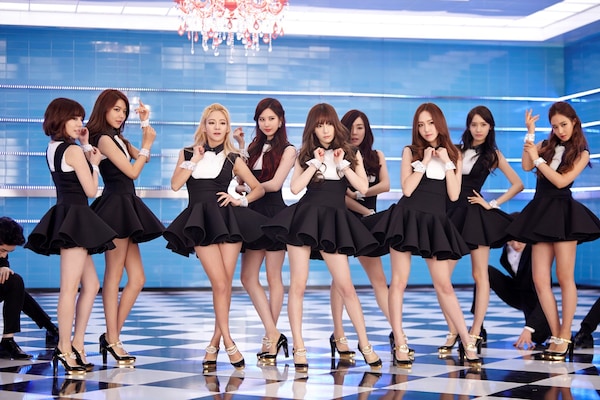 GIRLS｜K-POP・アジア