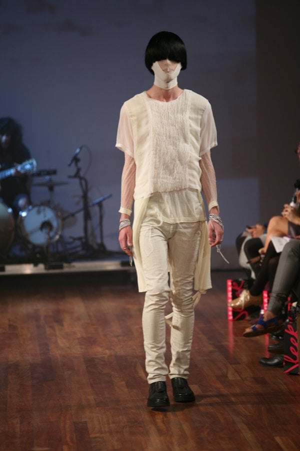 Image 0
