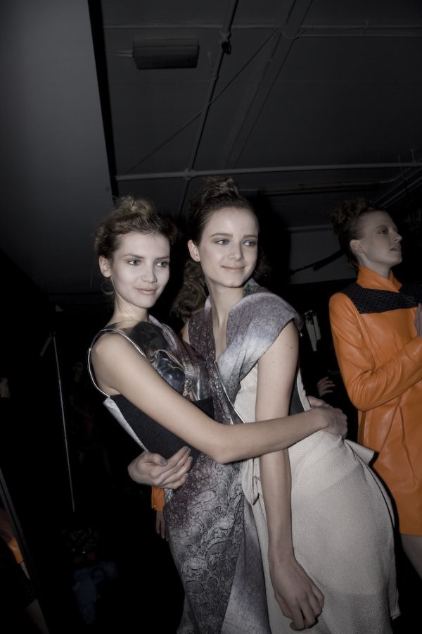 Image 0