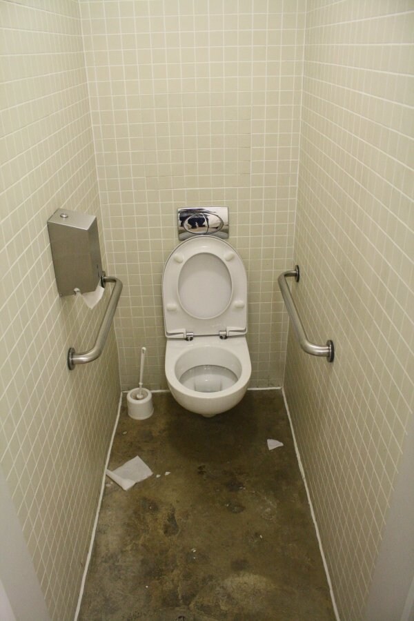 Whitechapel Gallery Loo