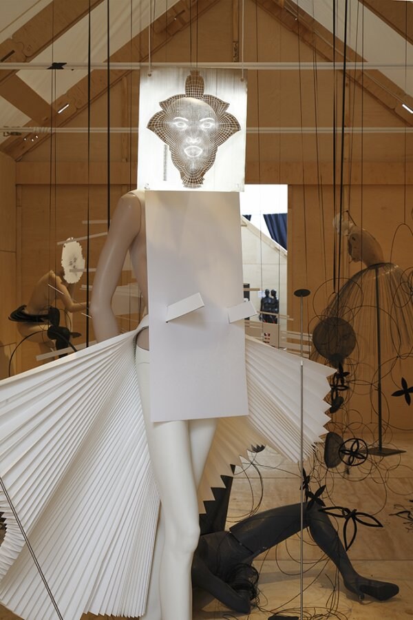Boudicca installation photographed by Ernst Moritz 6