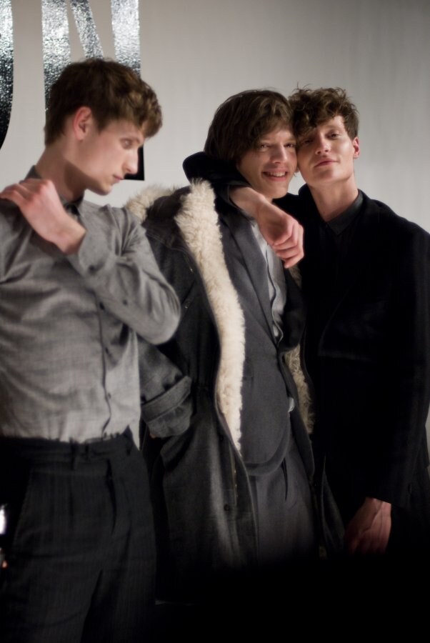 Image 0