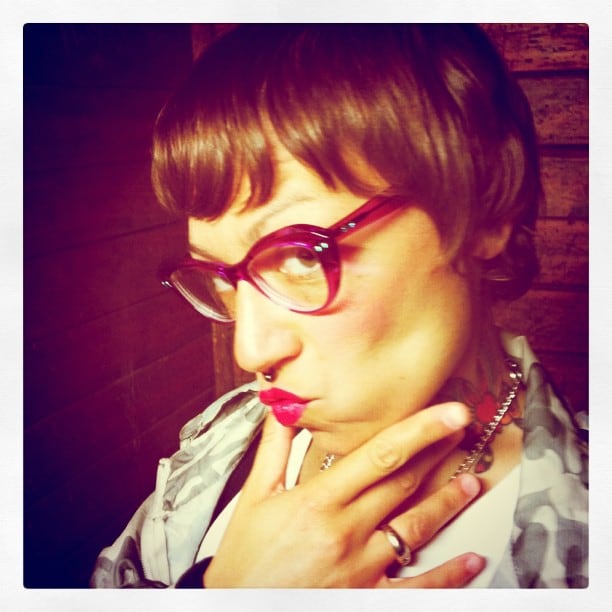  Simona in London striking a pose. 1
