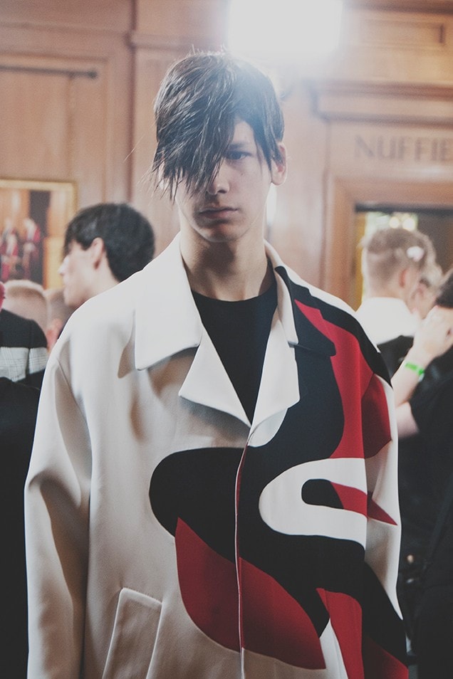 Alexander McQueen SS15 Mens collections, Dazed backstage 0