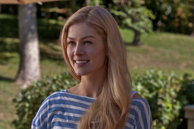 Rosamund Pike