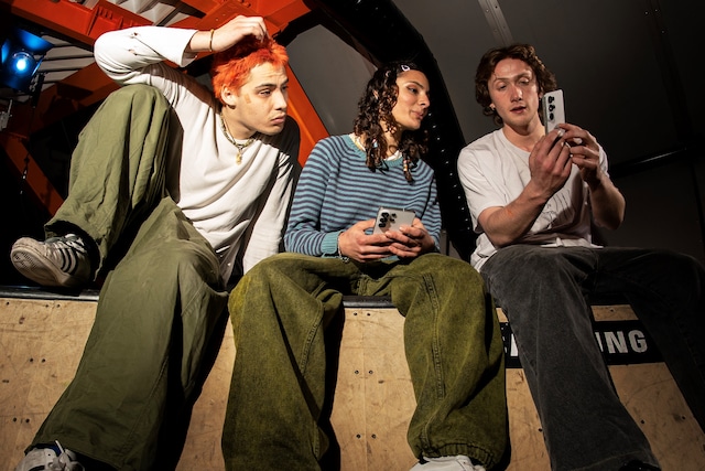 Dazed Club x Samsung skate session