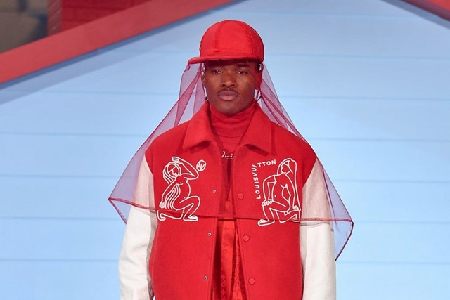 In Paris, the sun came out for Virgil Abloh Menswear
