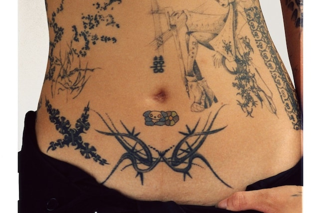 DC293_PE2_NewLanguageTattoo_08