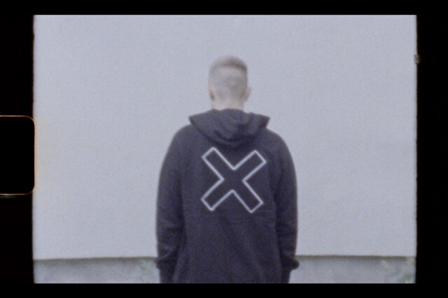 Dustin_merch_super8