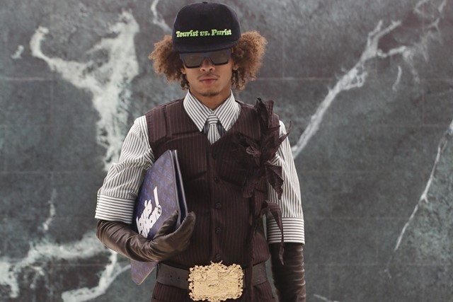 Virgil Abloh presents wearable cityscapes at Louis Vuitton Menswear