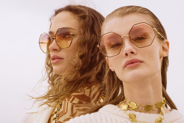Watch models hang in front of New York’s skyline for a Chloé campaign ...