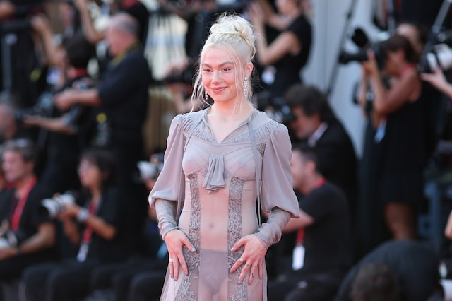 Phoebe Bridgers Venice 2026