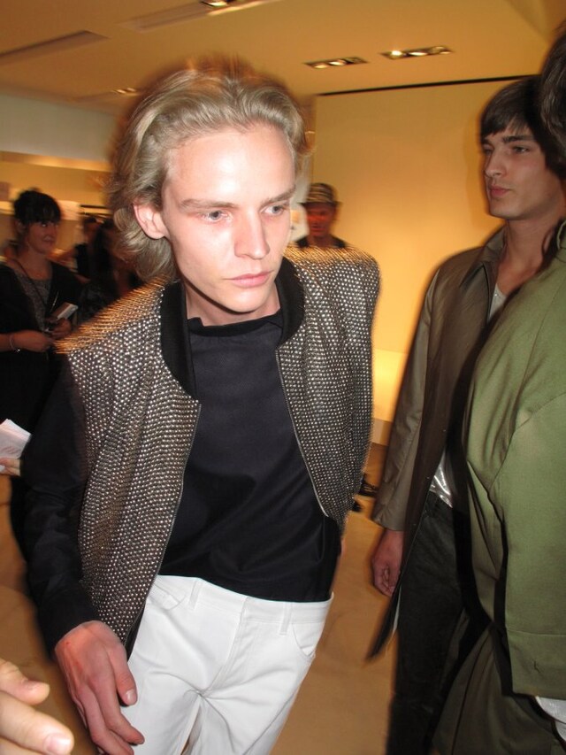 Image 0