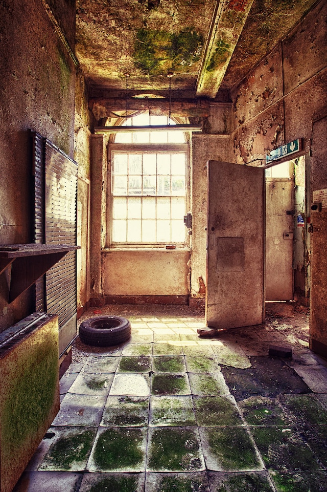 Asylum laundry – Gina Soden 18