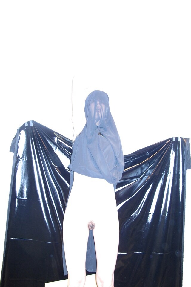 erik hart leshkina nude 3