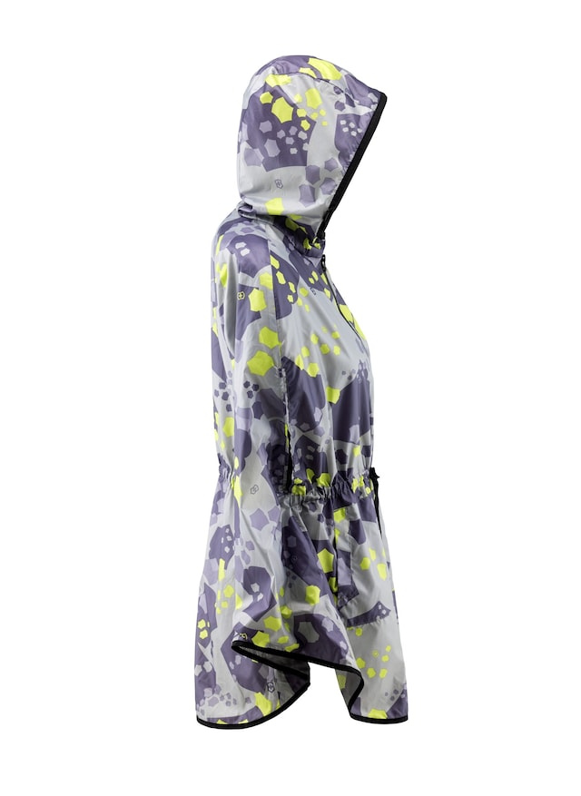 WOMENS PONCHO PRODUCT_0002_CUTOUT 7