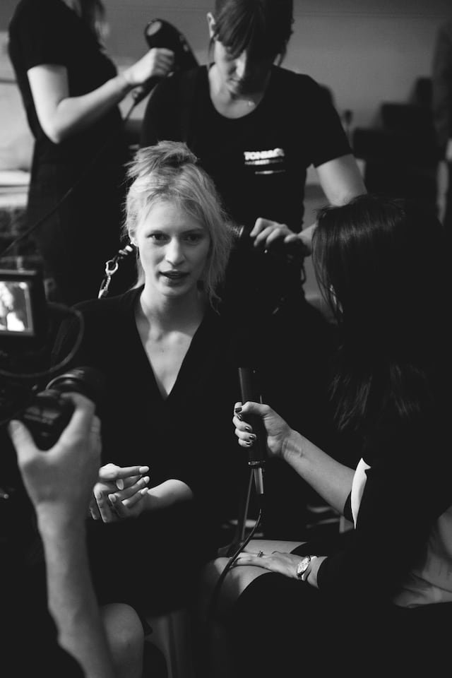 Backstage_6 1