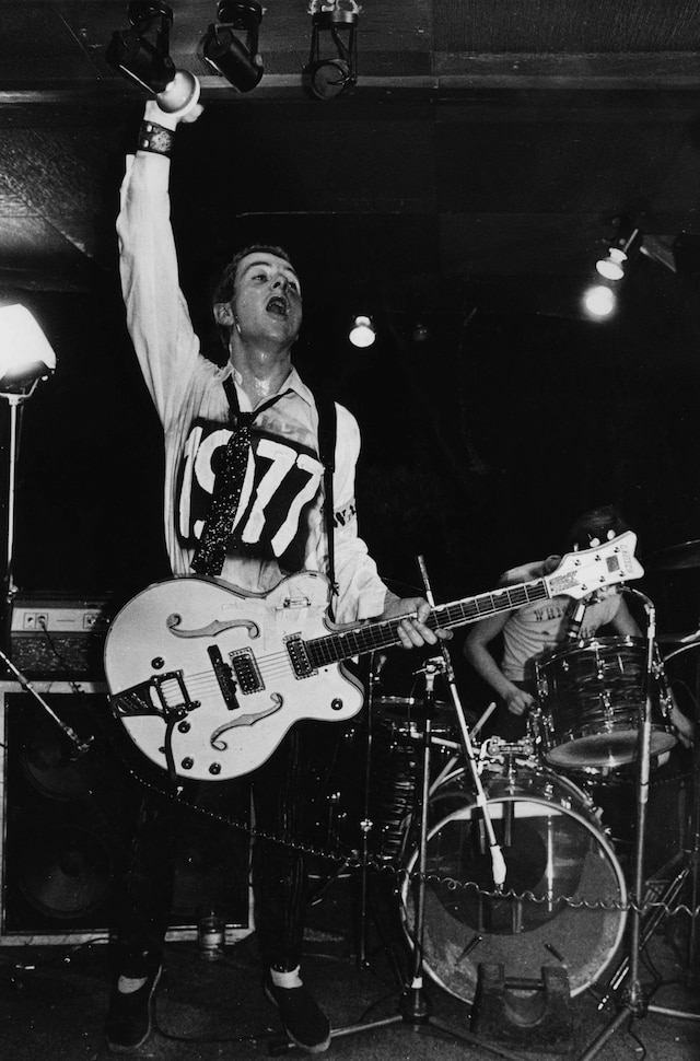 13.JoeStrummer,1977,byRayStevenson 12