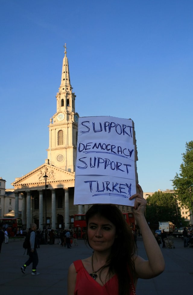 8962447193_3ca4775ea0_b 3