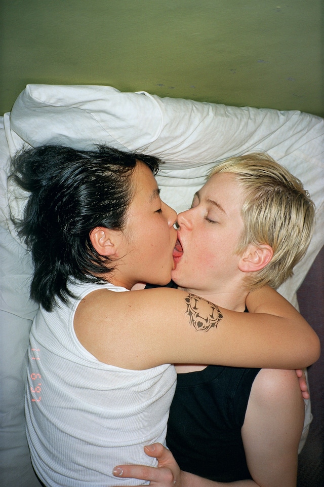 NSL Lesbian 14 18