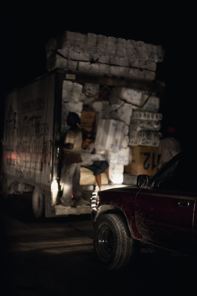 fo_tillmans_new_world_07 6