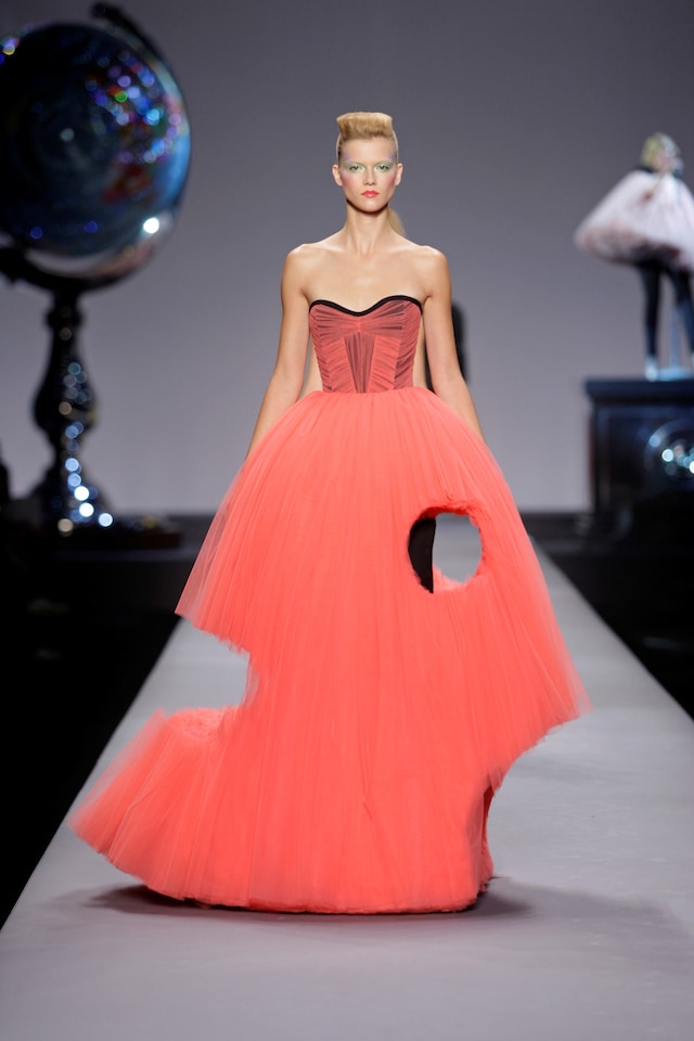 Viktor &amp; Rolf SS10 1