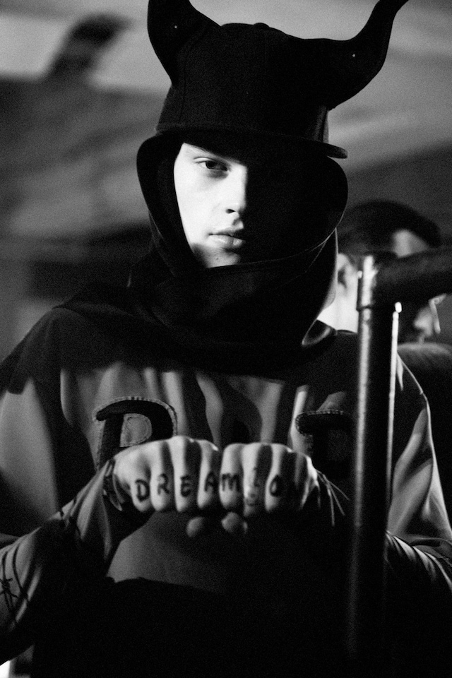 MAN_AW14_BOBBYABLEY_LEACOLOMBO_2 3