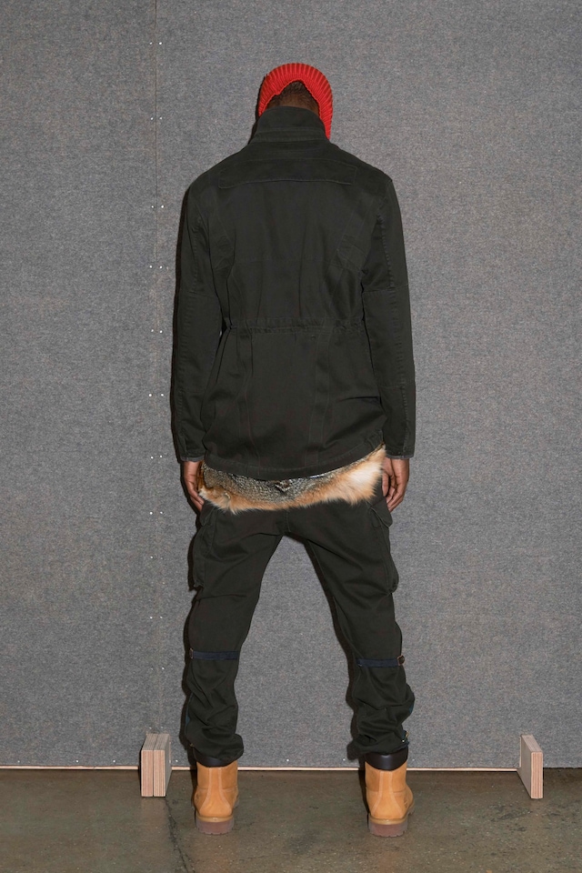Look17bK 3