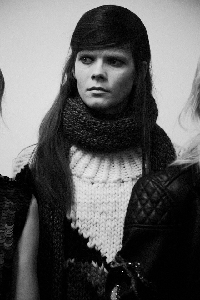 GILES_AW14_9 0