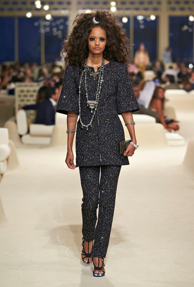 Chanel Cruise 2015 17