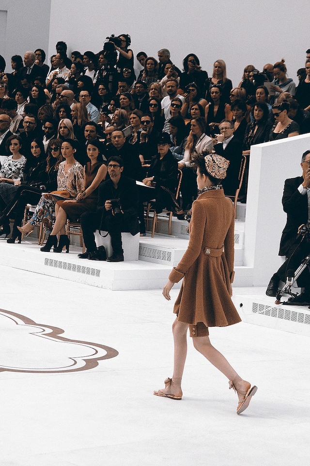 Chanel Haute Couture AW14 Susie Bubble Karl Lagerfeld 9