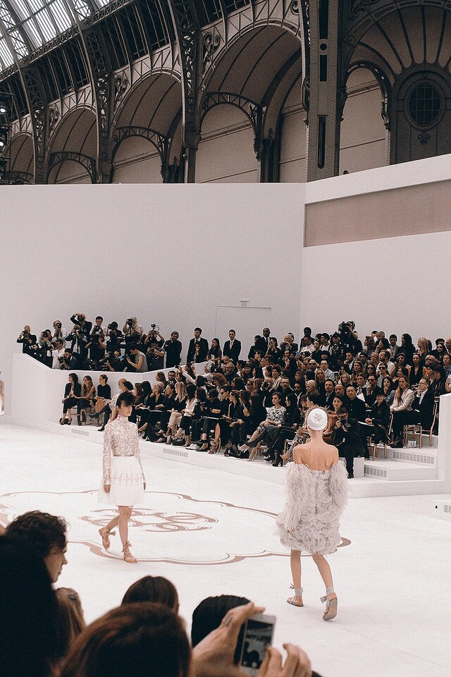 Chanel Haute Couture AW14 Susie Bubble Karl Lagerfeld 7