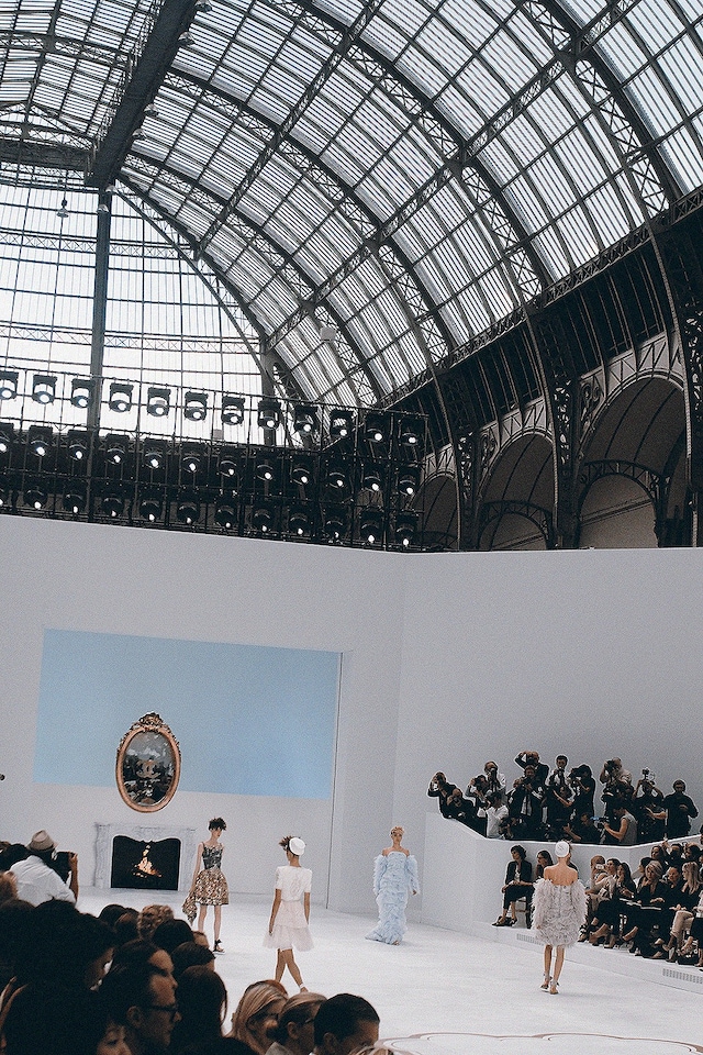 Chanel Haute Couture AW14 Susie Bubble Karl Lagerfeld 16