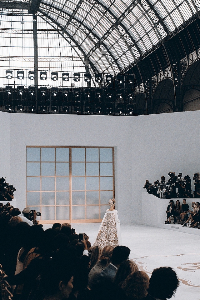 Chanel Haute Couture AW14 Susie Bubble Karl Lagerfeld 18