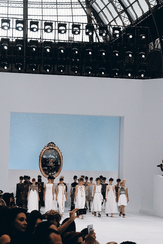 Chanel Haute Couture AW14 Susie Bubble Karl Lagerfeld 20