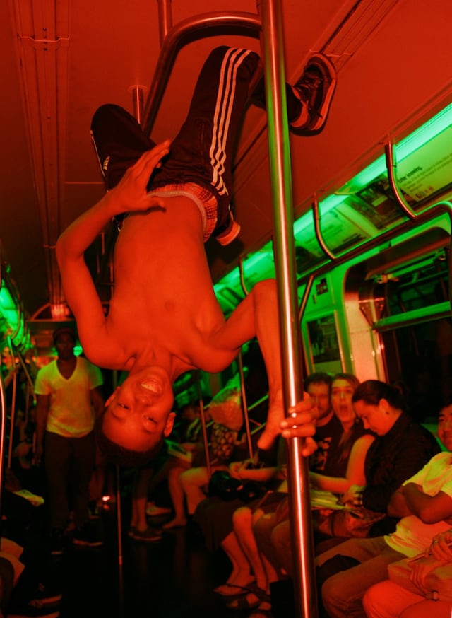SamNixon_ShowTime_0092_011 9