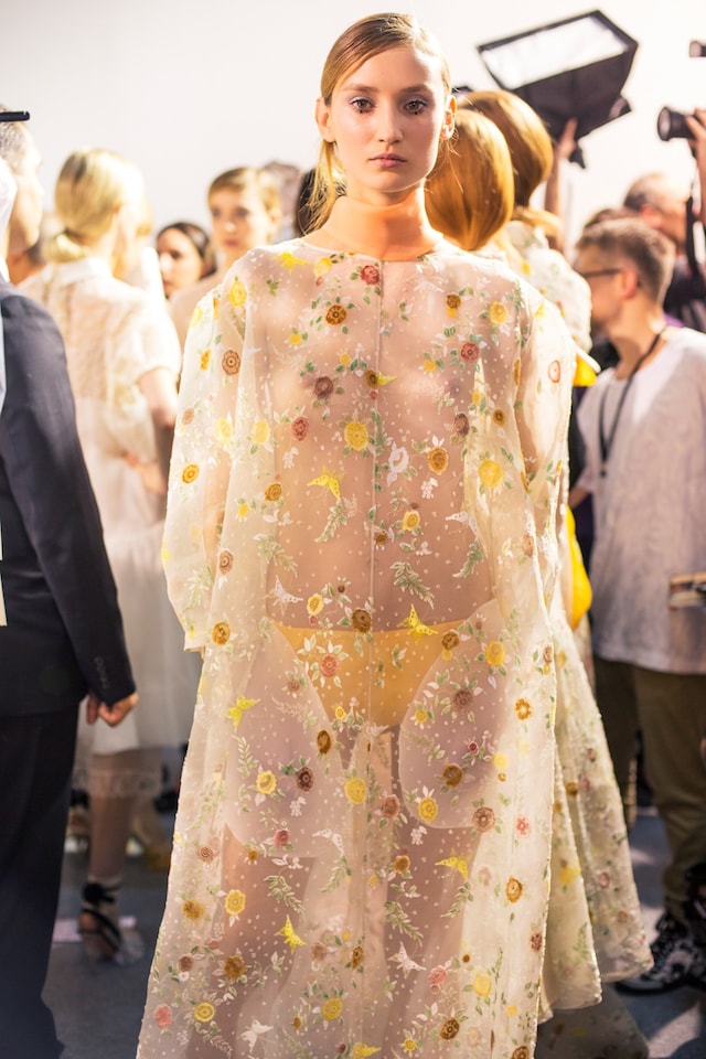 Rochas SS15 8