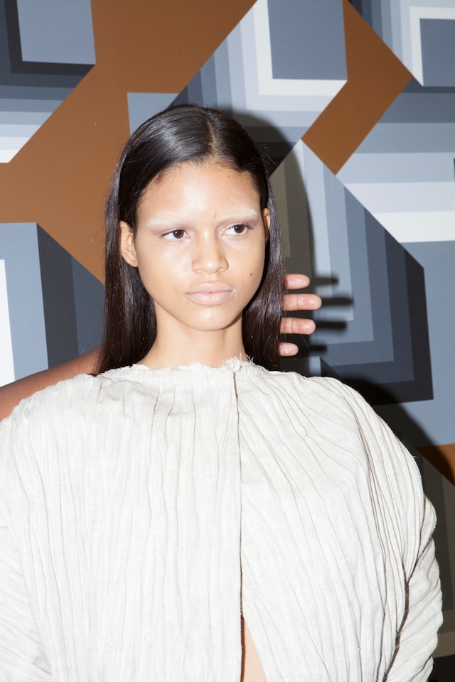 Loewe SS15 6